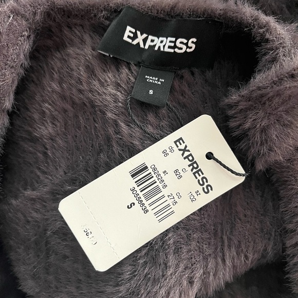 NWT EXPRESS Fuzzy Cropped Tank - Picture 9 of 11